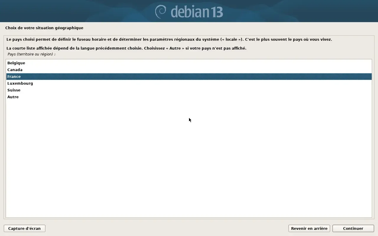 Choix du pays dans l'installateur Debian 13