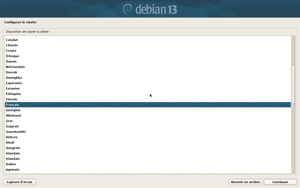 Choix du clavier dans l'installateur Debian 13